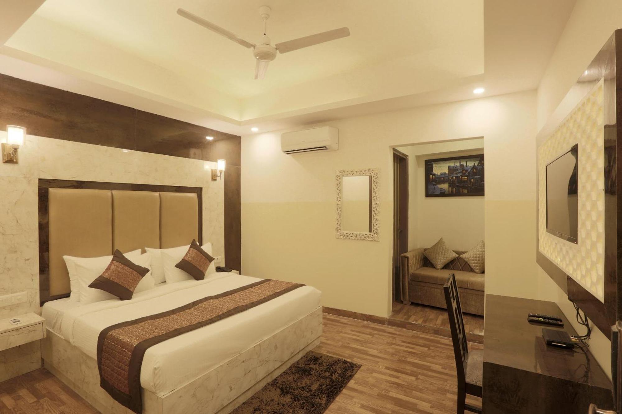 Plazzo Prime Plaza At Delhi Airport Bed & Breakfast New Delhi Exterior photo